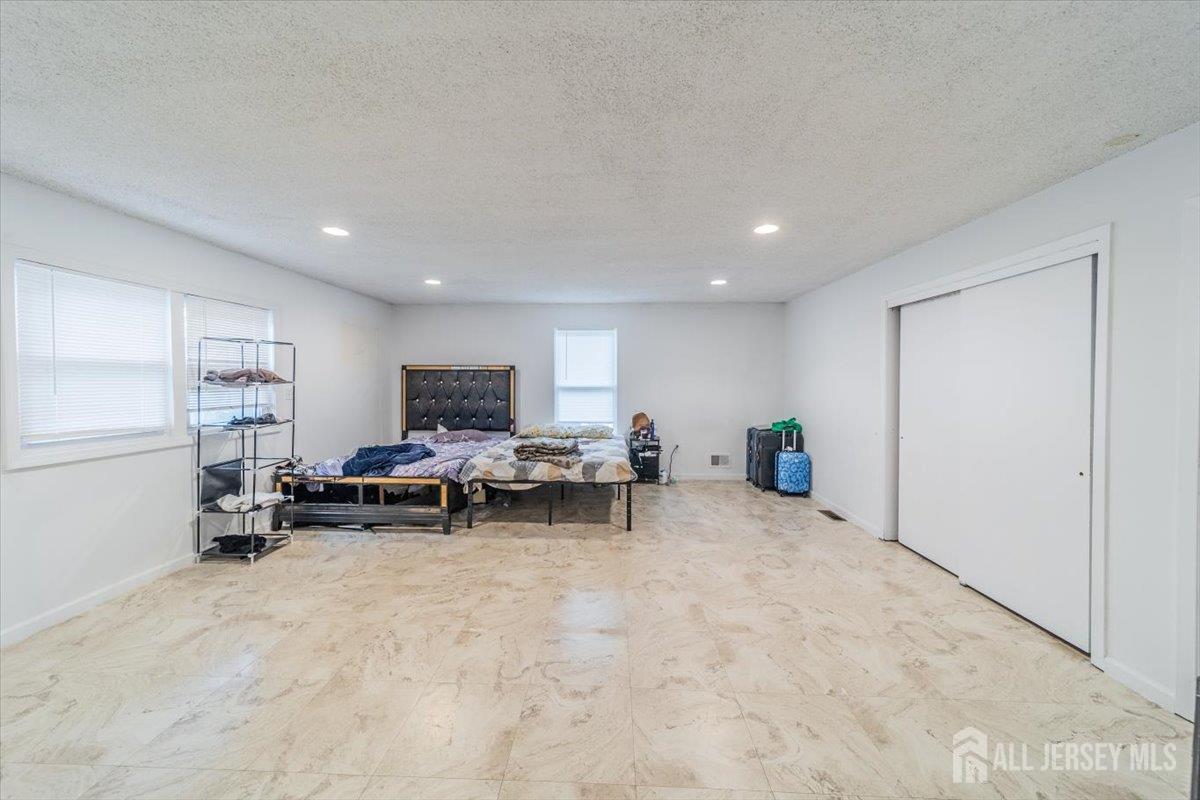 36 Henry Street, Edison, NJ, 08820 image 9
