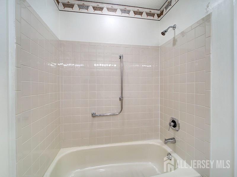 209 Wycoff Way, East Brunswick, NJ, 08816 image 17