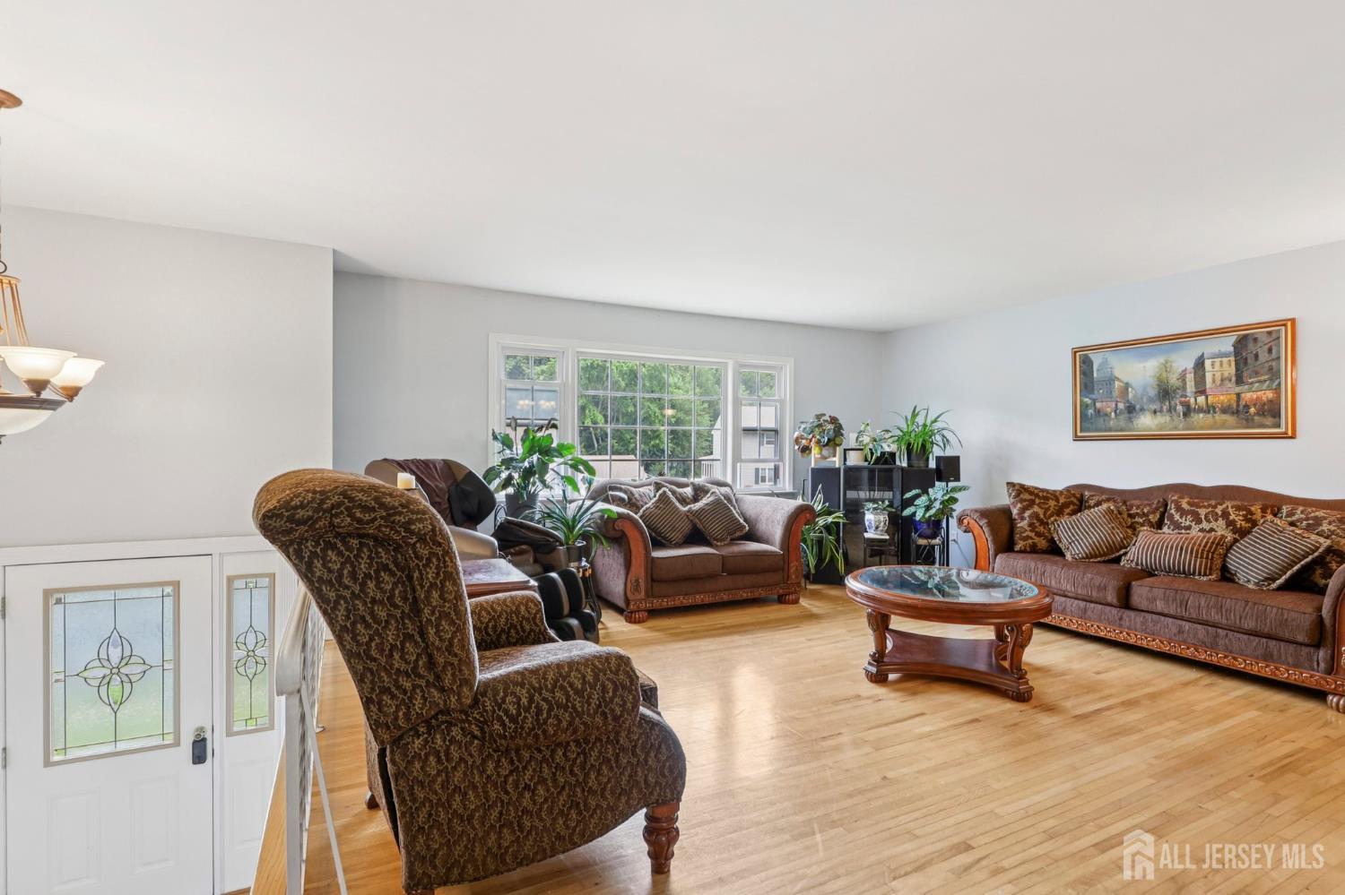 28 Thomas Road Image 4