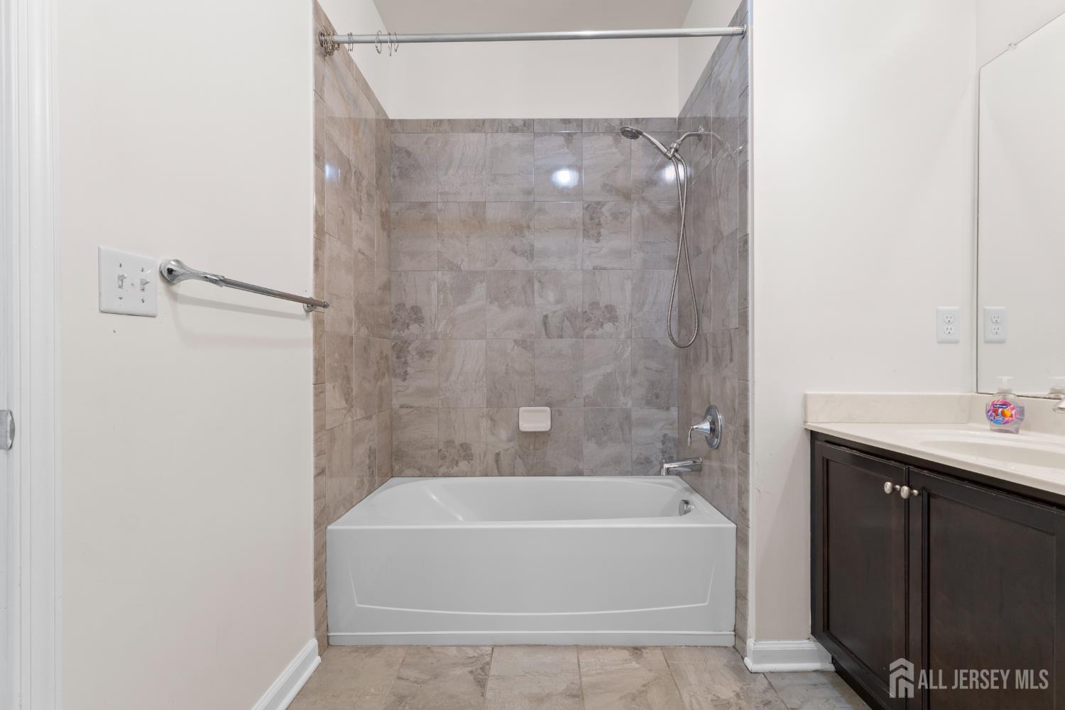 434 Micali Way, South Plainfield, NJ, 07080 image 23