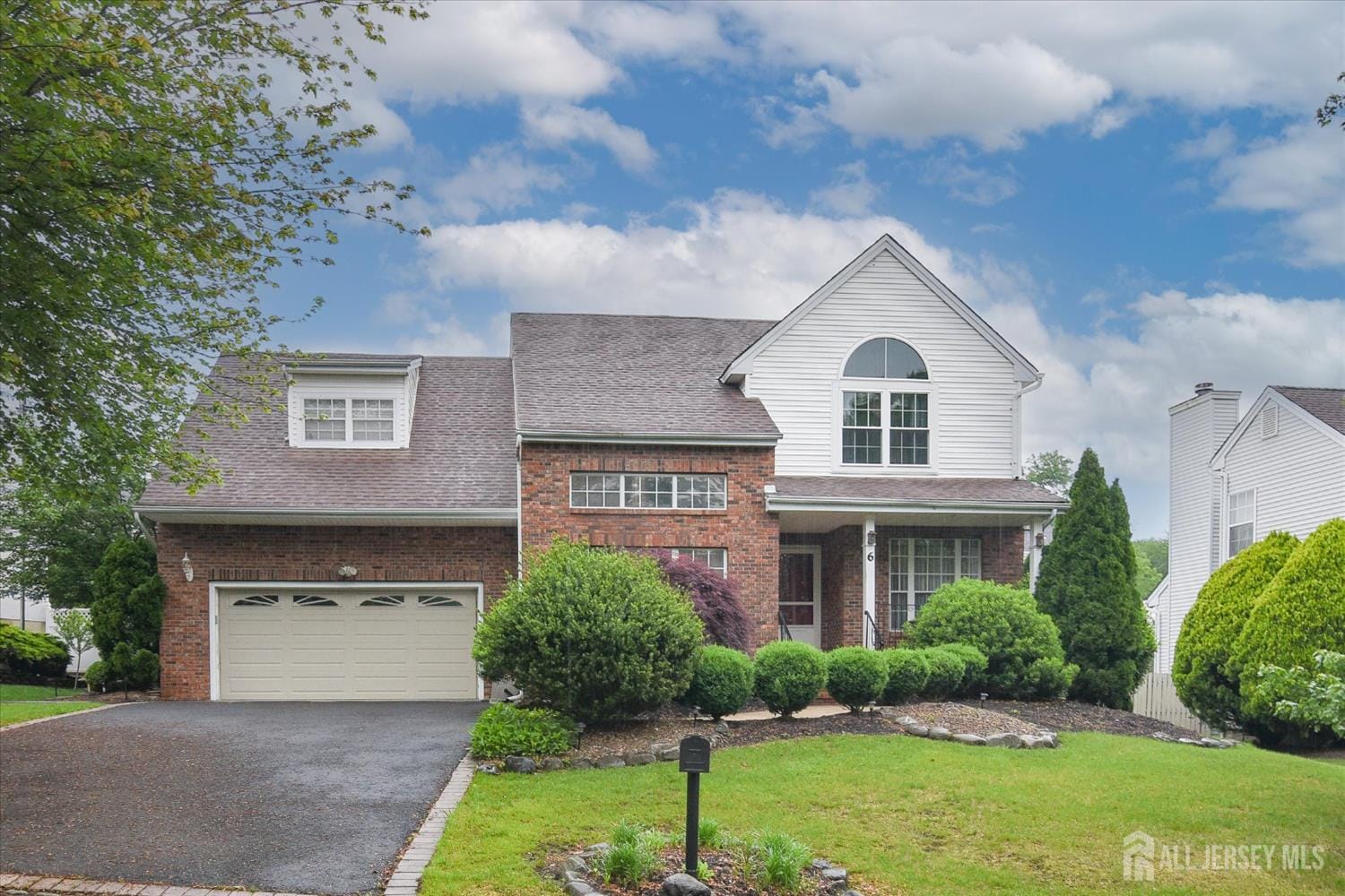 6 Thrush Court, Old Bridge, NJ, 08857