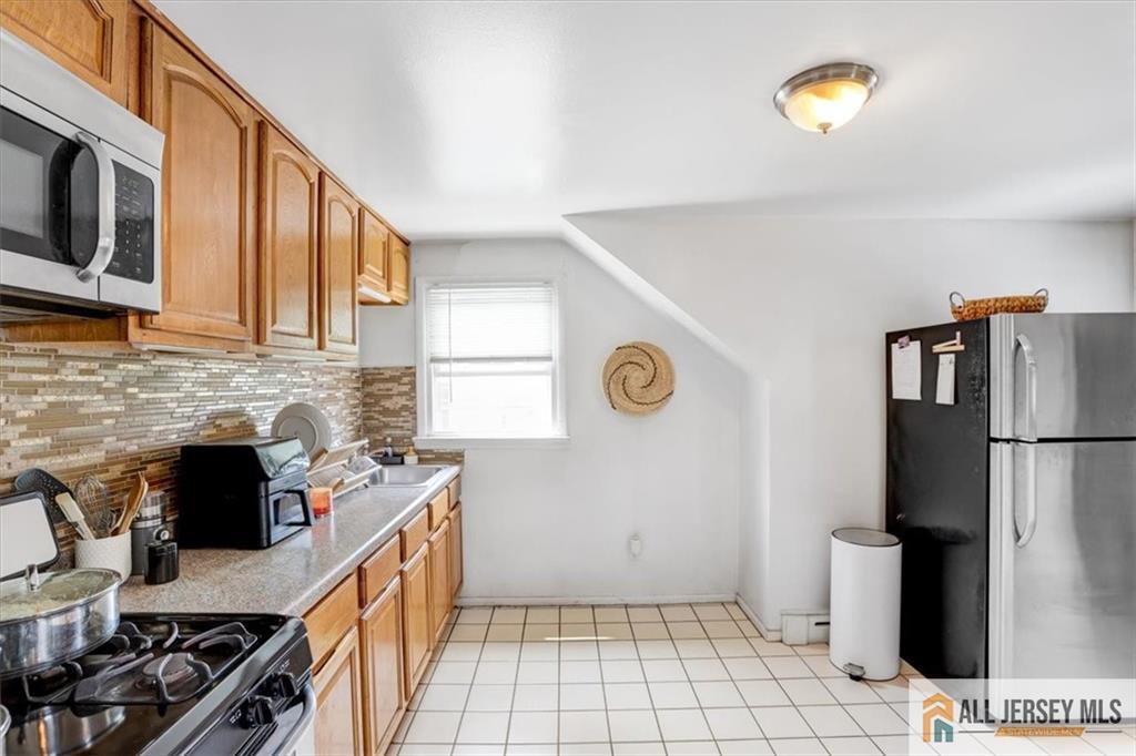 52 Saint Ann Street, Carteret, NJ, 07008 image 18