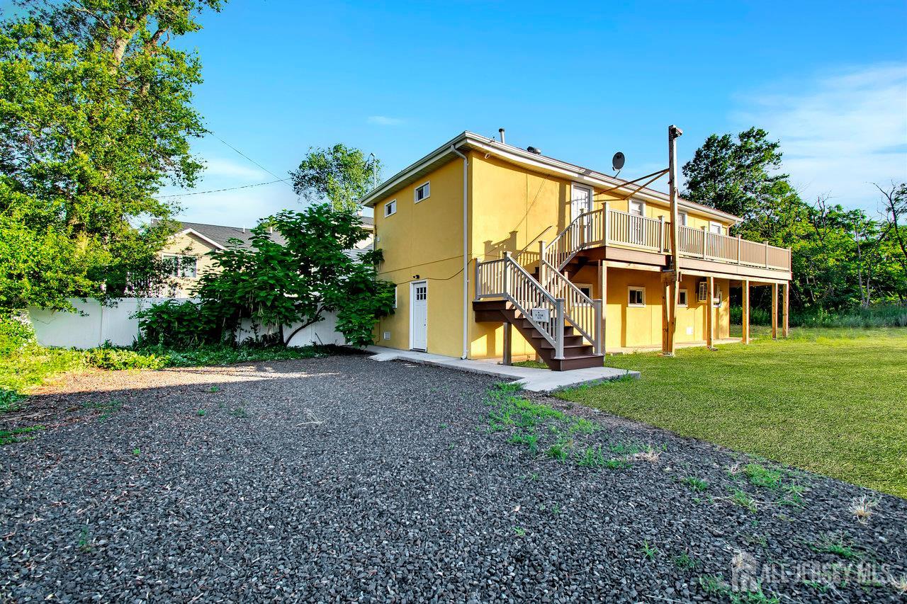 29 Ocean Boulevard Image 4