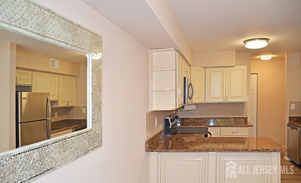 311 Green Hollow Drive, Iselin, NJ, 08830 image 14
