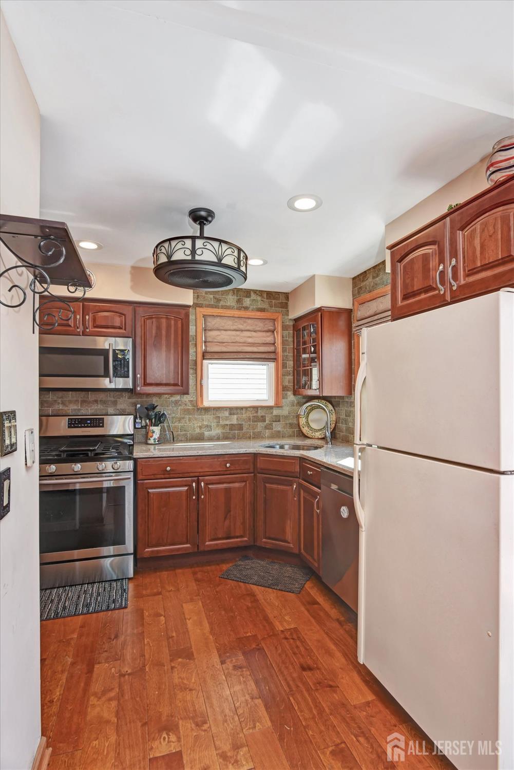 352 Parker Avenue, South Amboy, NJ, 08879 image 17