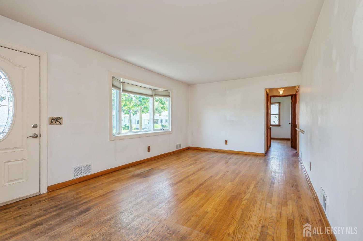 206 Charlotte Avenue Image 5