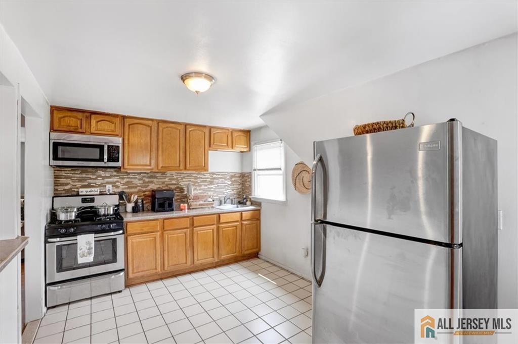 52 Saint Ann Street, Carteret, NJ, 07008 image 16
