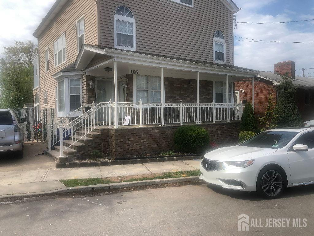 187 Randolph Street Image 1