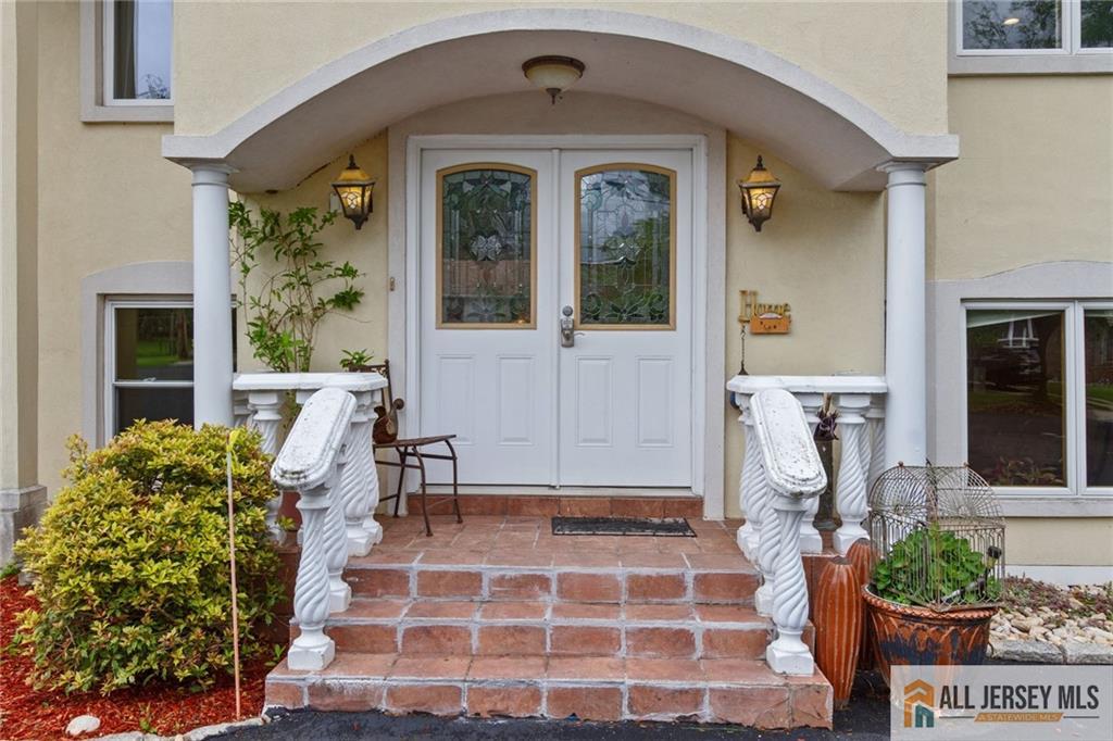8 Harold Avenue, Edison, NJ, 08820