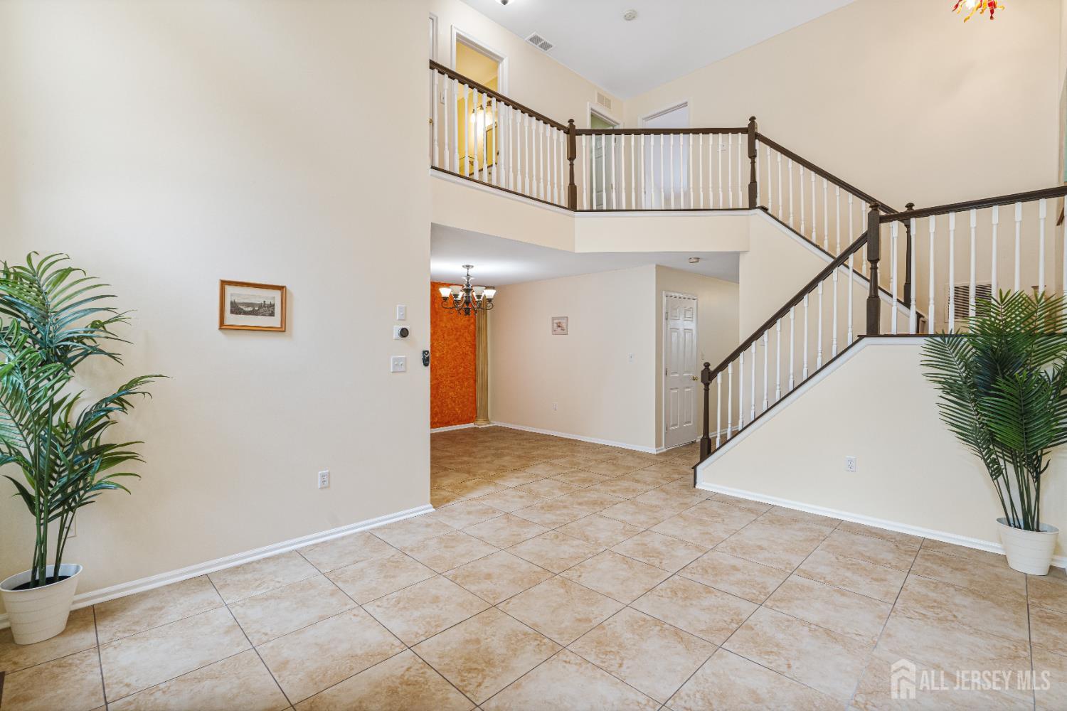21 Lee Court, Plainsboro, NJ, 08536