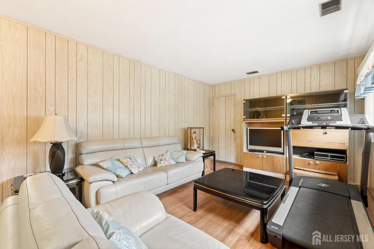 10 Denman Drive, Fords, NJ, 08863 image 25