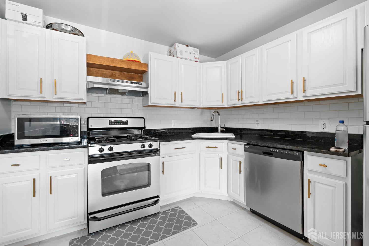 1060 Morning Glory Drive, Monroe, NJ, 08831