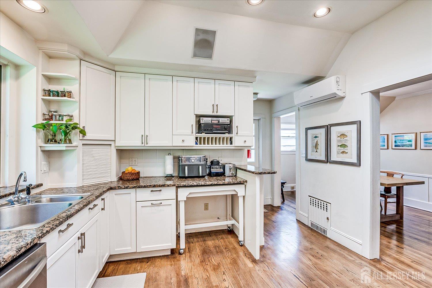 227 Lawrence Avenue, Highland Park, NJ, 08904 image 22