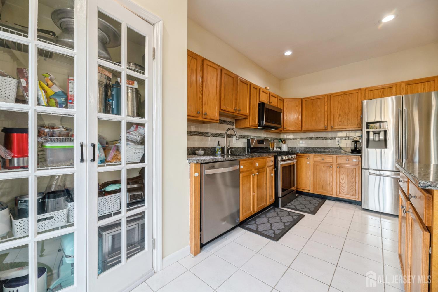 1404 Yarrow Circle, South Brunswick, NJ, 08810 image 14