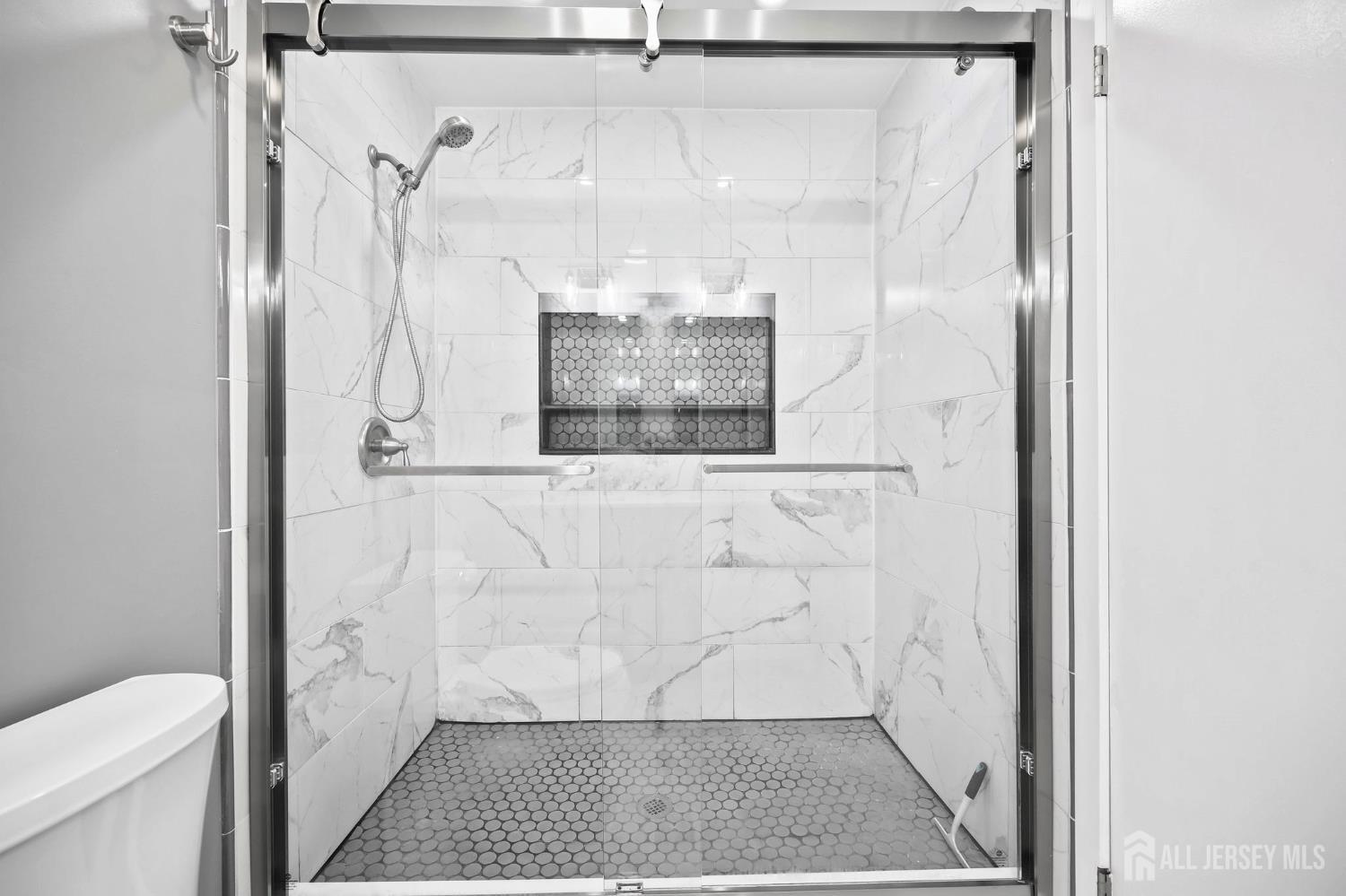 70 Lexington Circle, Old Bridge, NJ, 07747 image 32