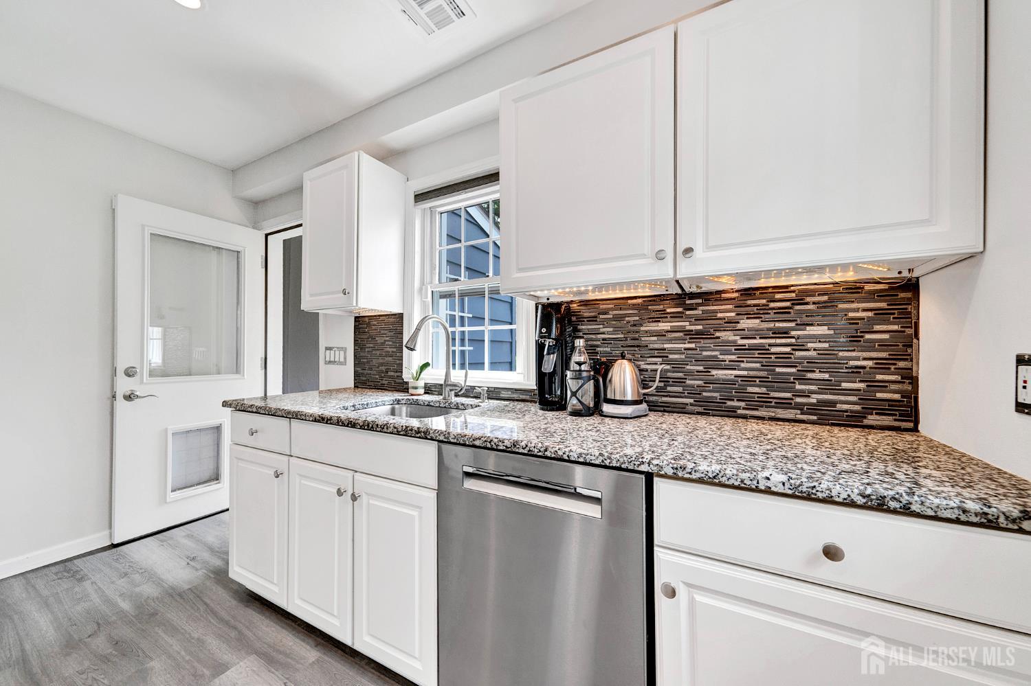 10 Shaw Drive, Franklin, NJ, 08528 image 13