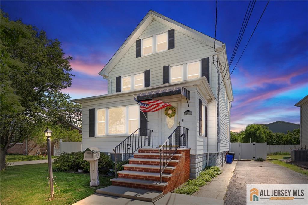 6 Hermann Street, Carteret, NJ, 07008