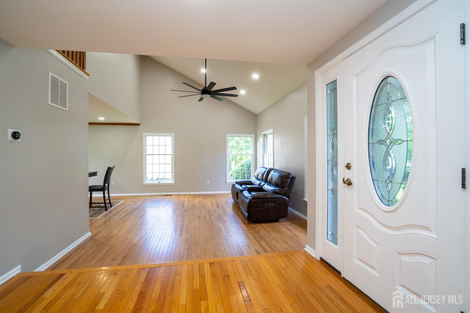 11 Adams Court, Plainsboro, NJ, 08536