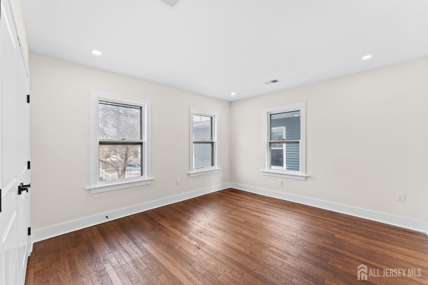 306 Main Street, South Amboy, NJ, 08879 image 18