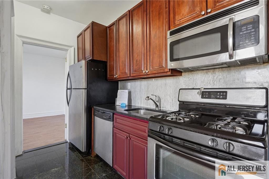 57 Corbin Avenue 24, Jersey City, NJ, 07306 image 7