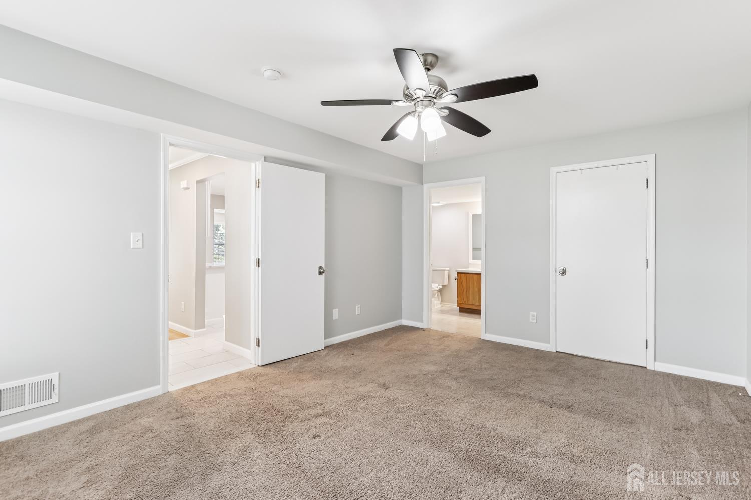902 Plymouth Road, North Brunswick, NJ, 08902 image 16