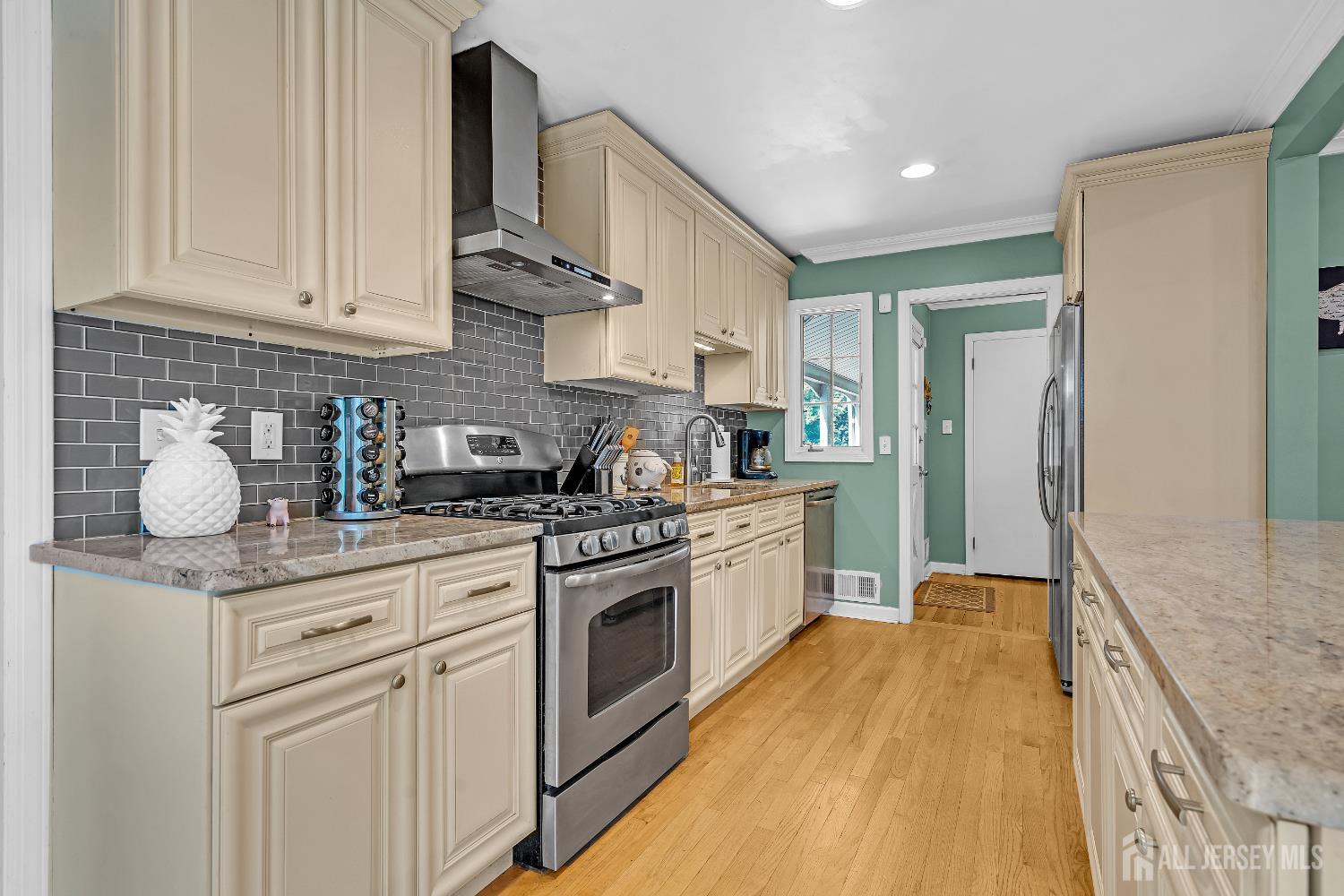 384 Gerry Road, North Brunswick, NJ, 08902 image 9