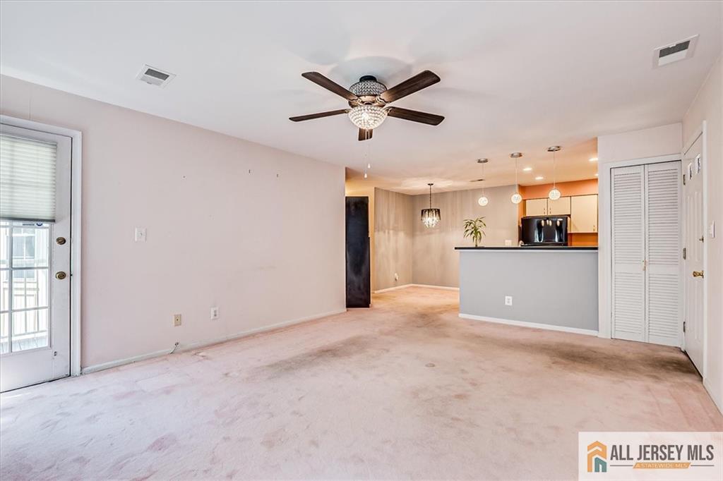 331 Cozzens Court 331 Image 4