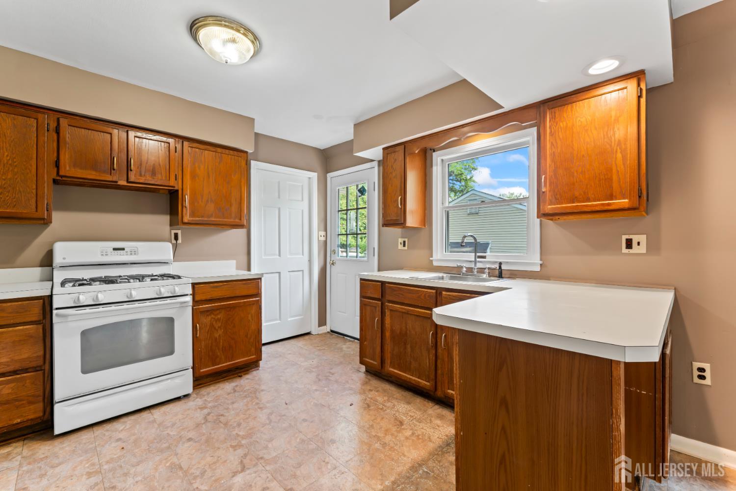 76 9th Street, Middletown, NJ, 07718 image 7