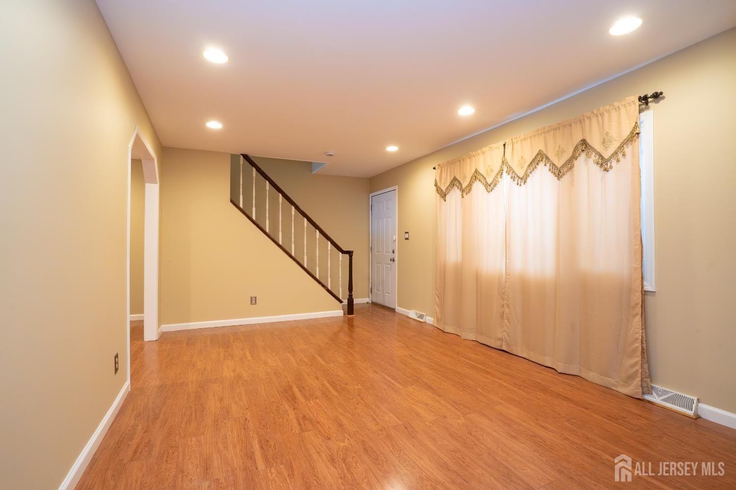 314 Benjamin Avenue, Iselin, NJ, 08830 image 10