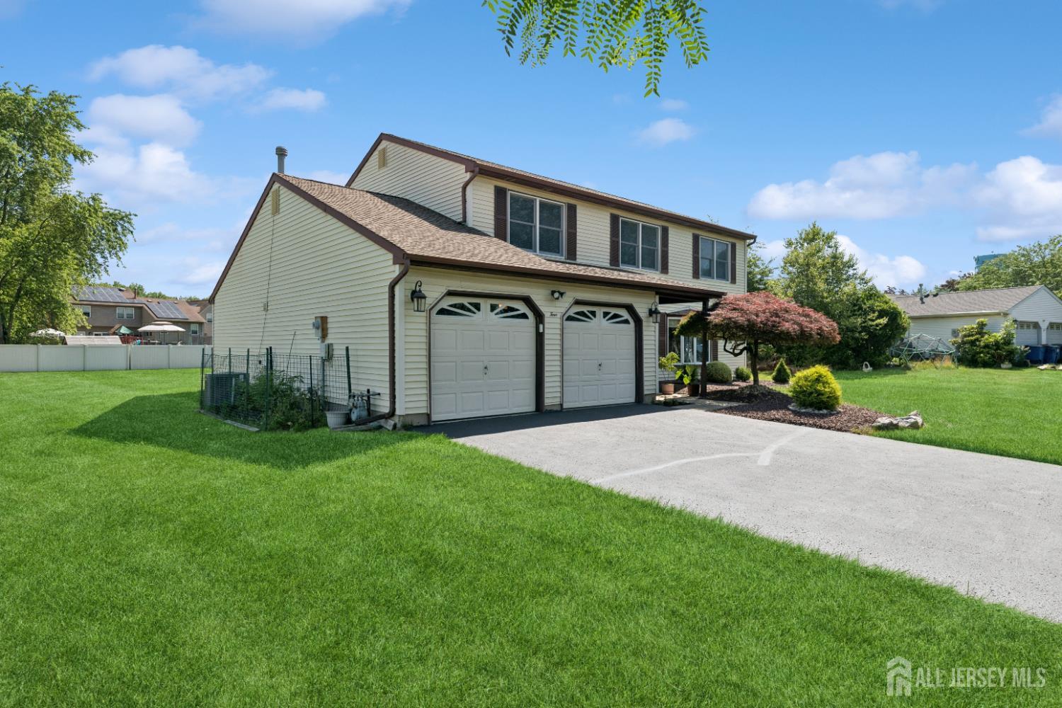 4 Monterey Lane Image 5