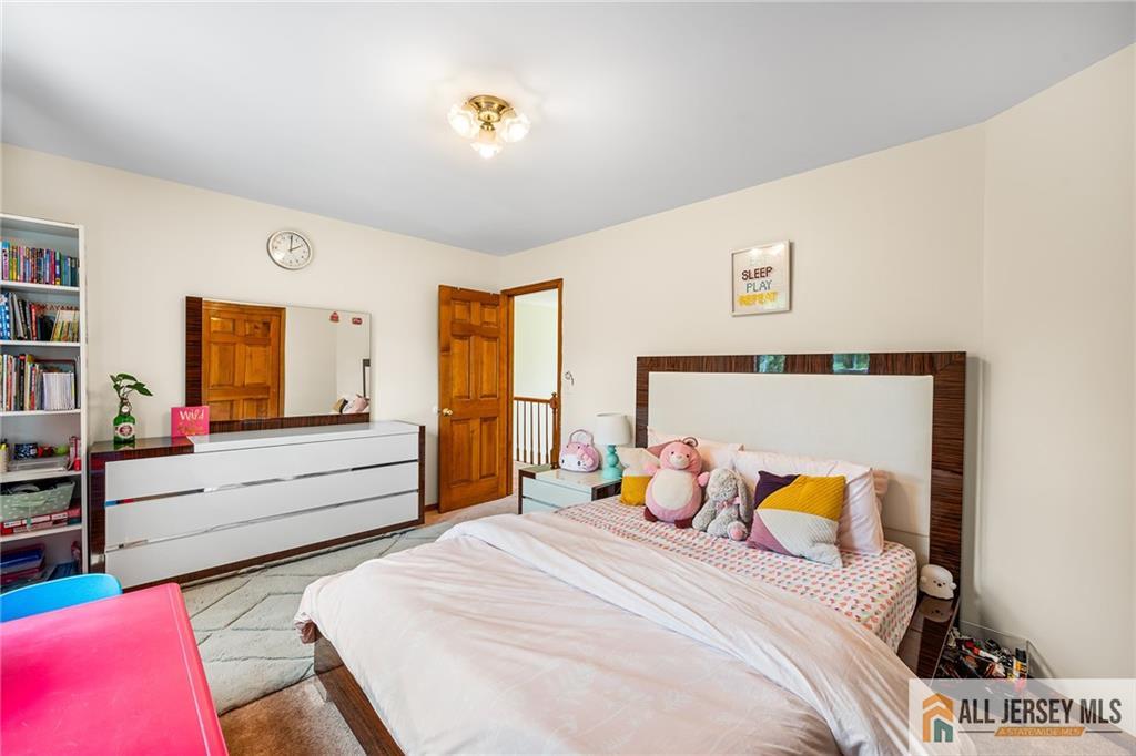 2 Silver Hollow Road, North Brunswick, NJ, 08902 image 29
