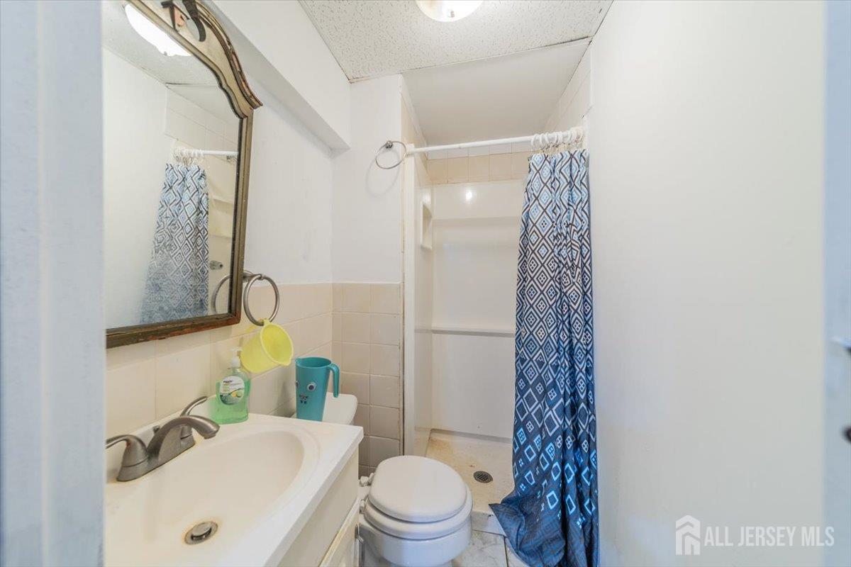 36 Henry Street, Edison, NJ, 08820 image 22