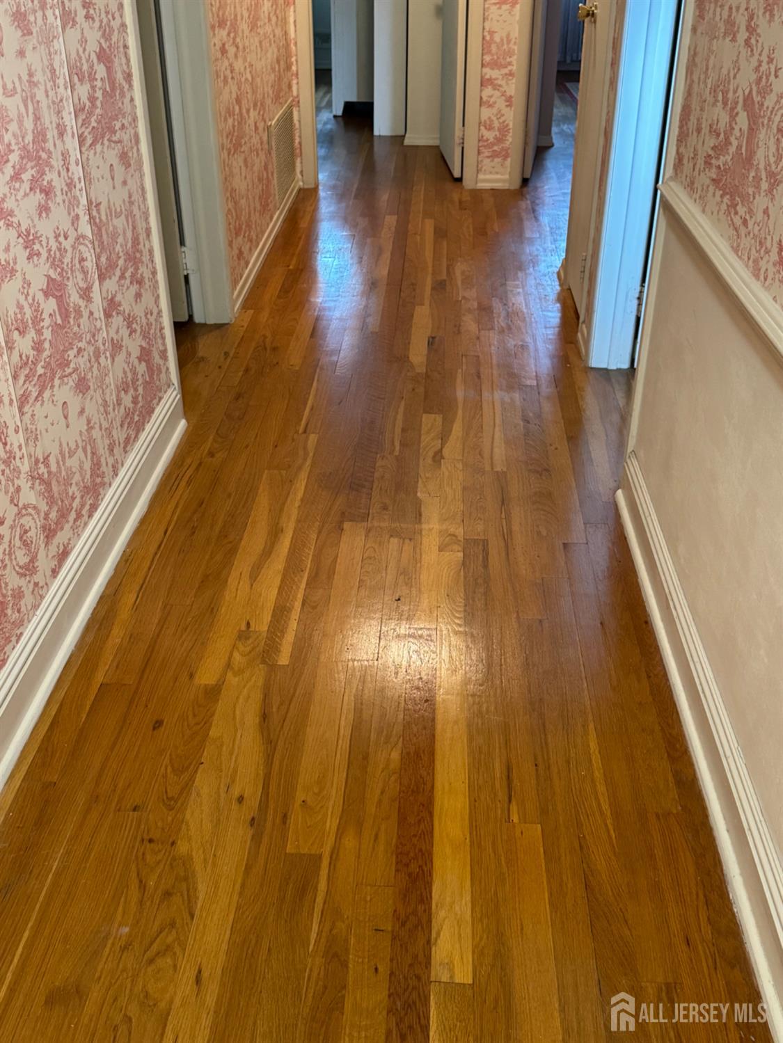 13 Concord Street, Edison, NJ, 08820 image 18