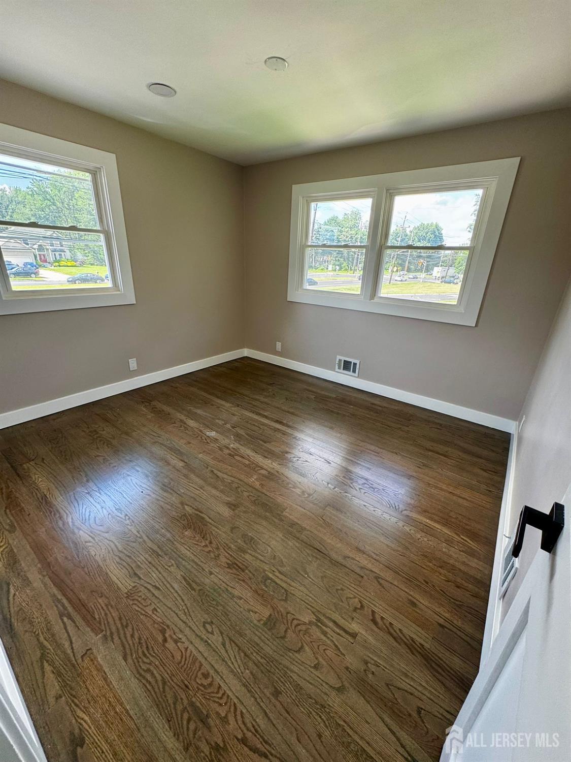 328 franklach Avenue, North Brunswick, NJ, 08902 image 23