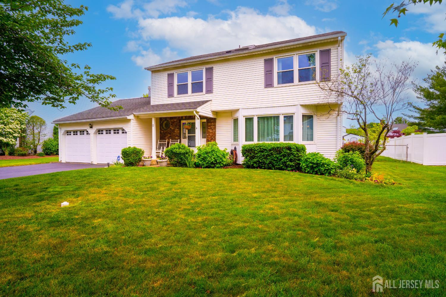 5 Wetherhill Way, South Brunswick, NJ, 08810