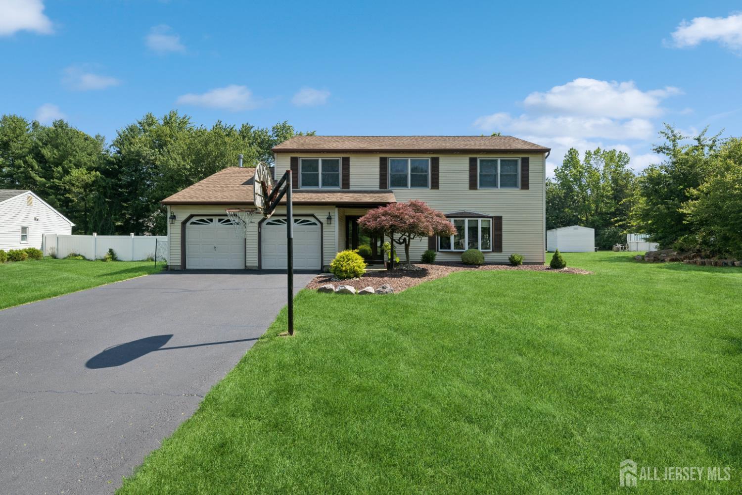 4 Monterey Lane, Manalapan, NJ, 07726