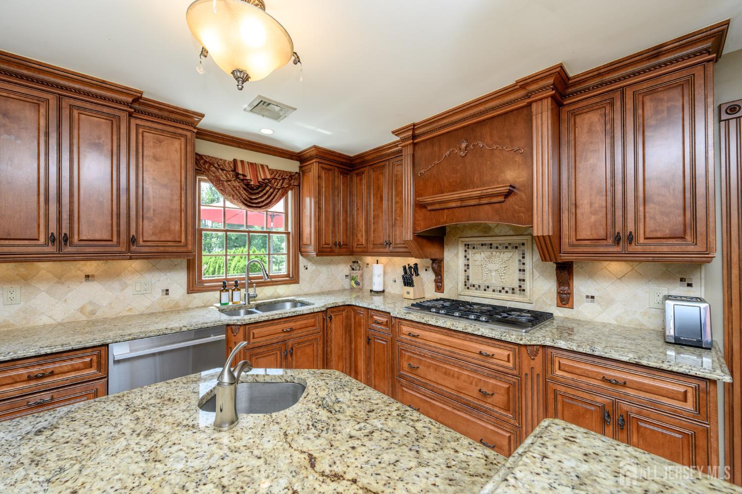 1 Wilfred Road, Manalapan, NJ, 07726 image 17