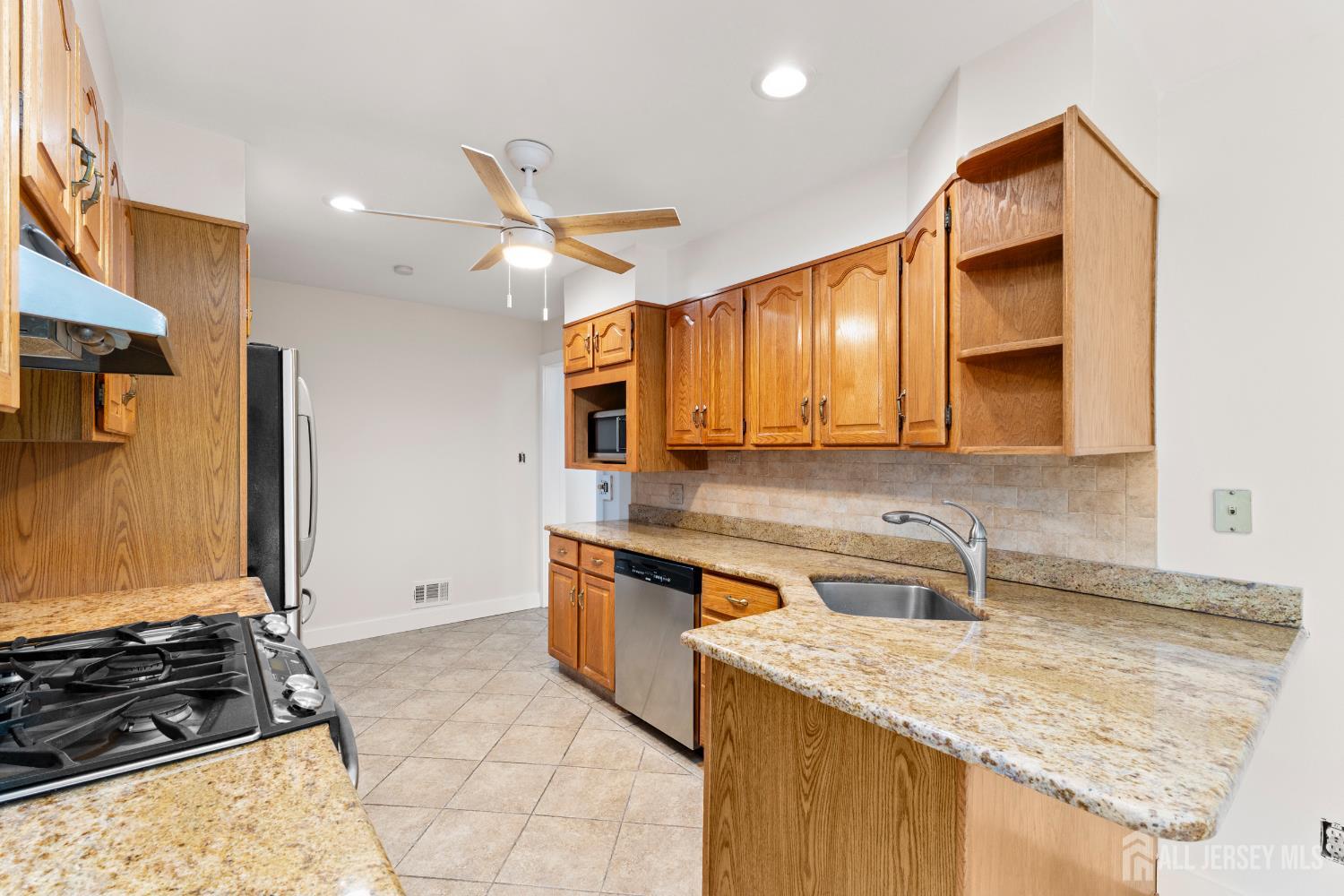 138 Southwood Drive, Old Bridge, NJ, 08857 image 16