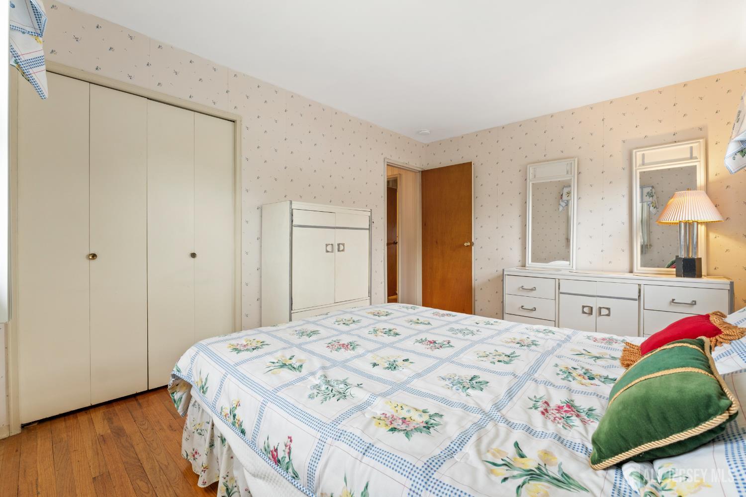 10 Denman Drive, Fords, NJ, 08863 image 6