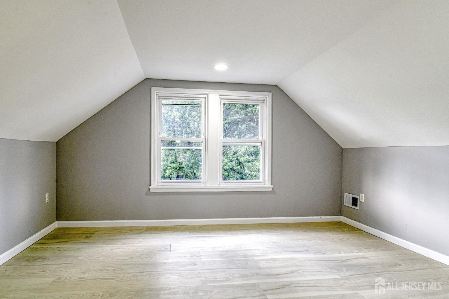 27 Elm Street, Edison, NJ, 08817 image 56