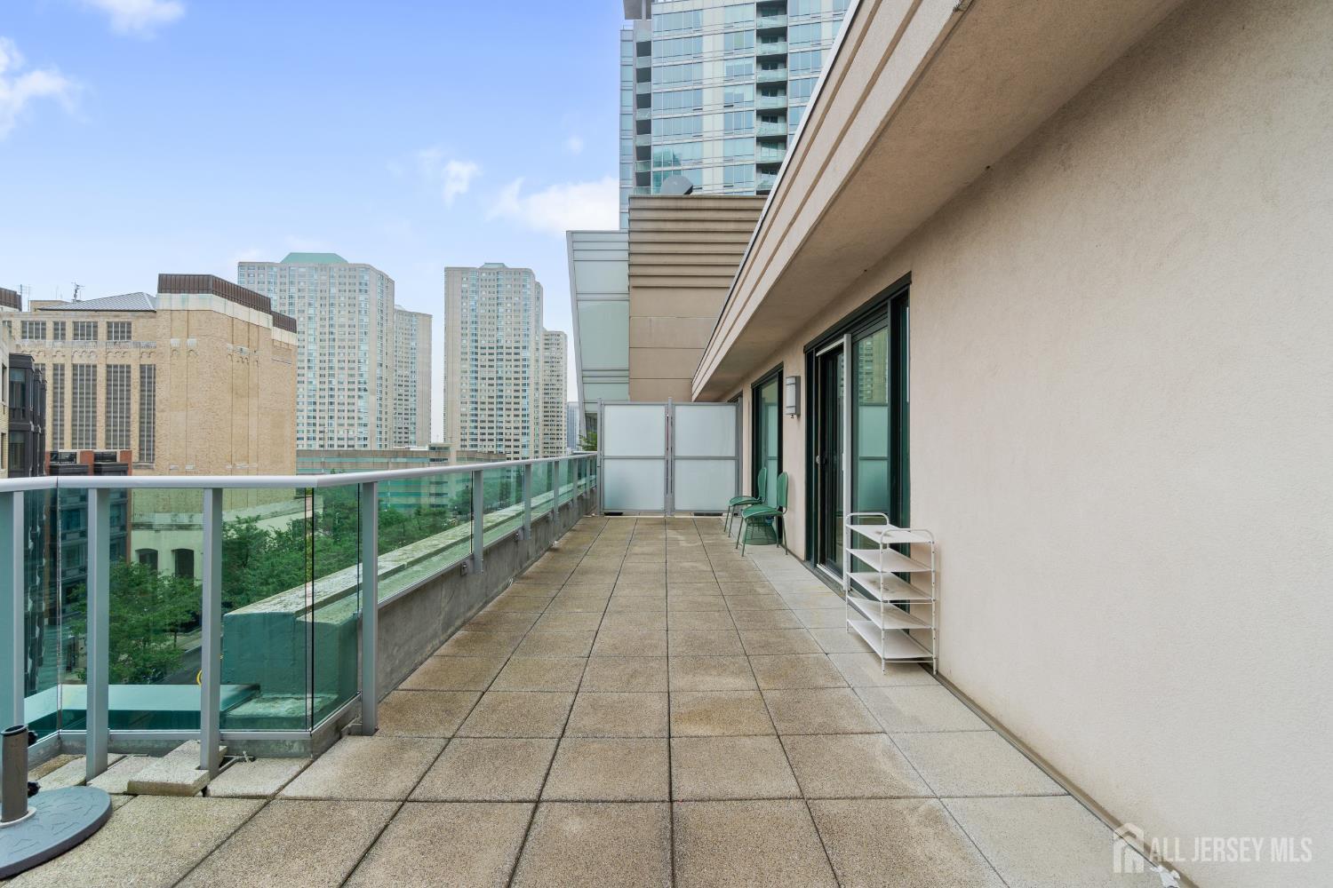 1 Shore Lane 619, Jersey City, NJ, 07302 image 30