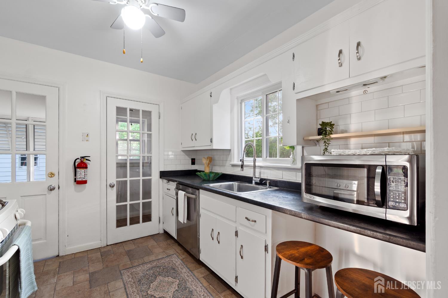 7 Woods End Road, West Orange, NJ, 07052 image 10