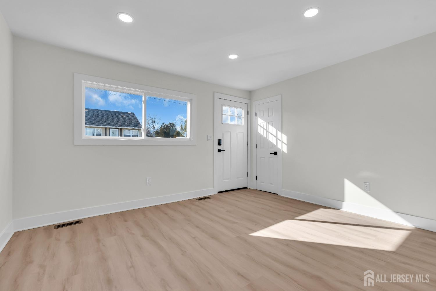 416-418 Hawthorne Street, Keyport, NJ, 07735 image 6