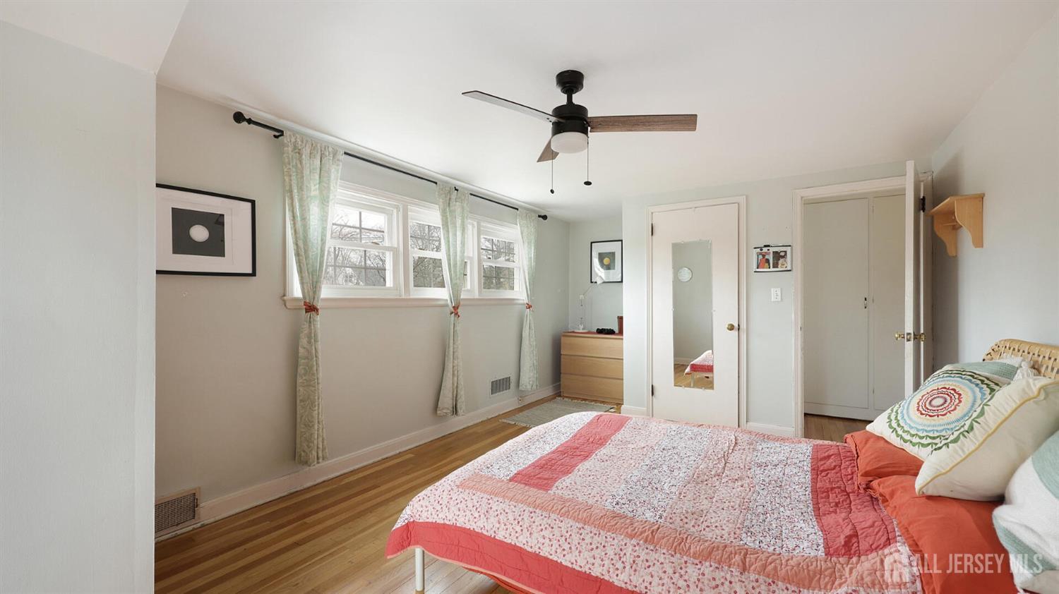 707 S 1st Avenue, Highland Park, NJ, 08904 image 22