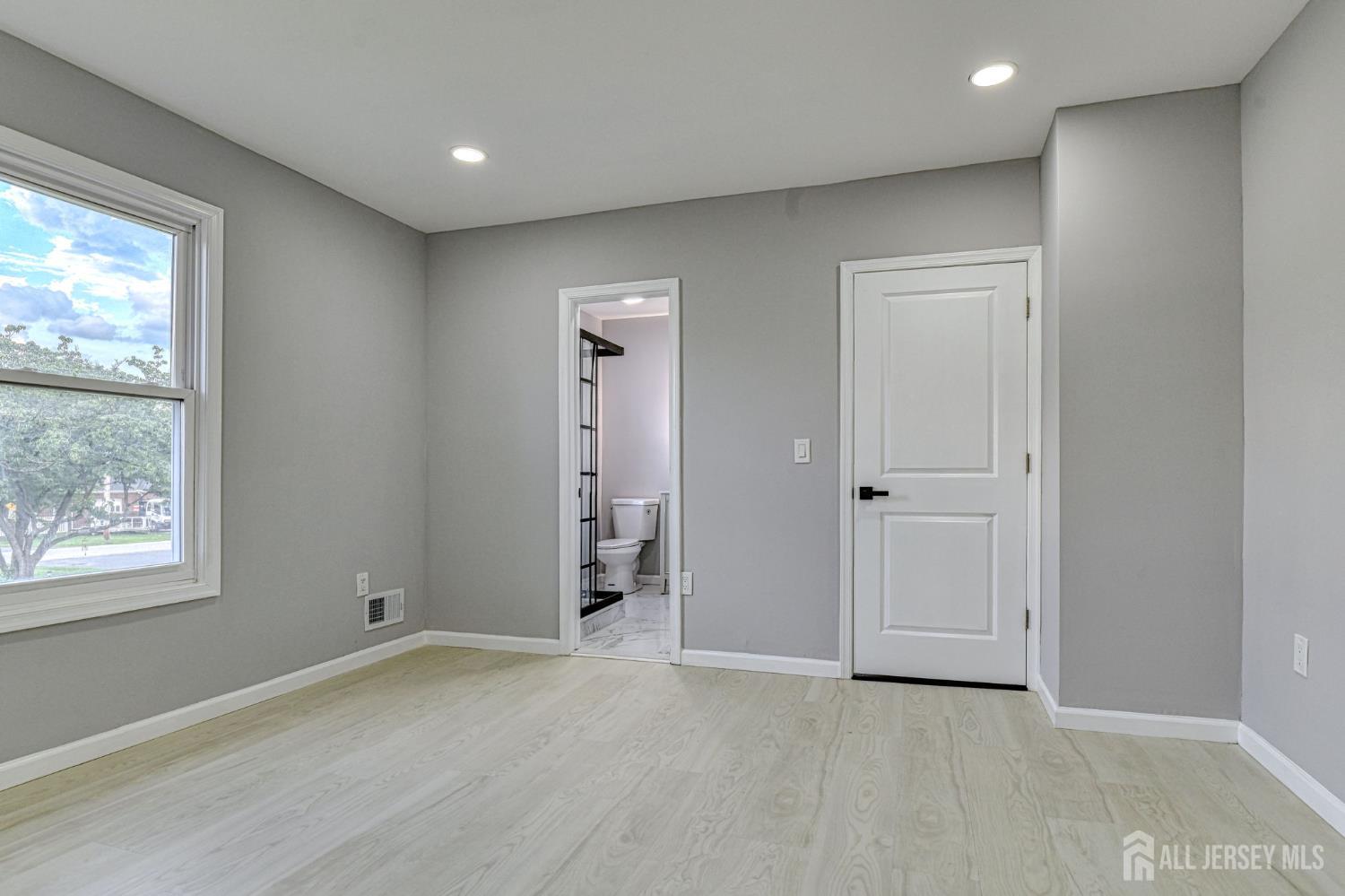 27 Elm Street, Edison, NJ, 08817 image 29