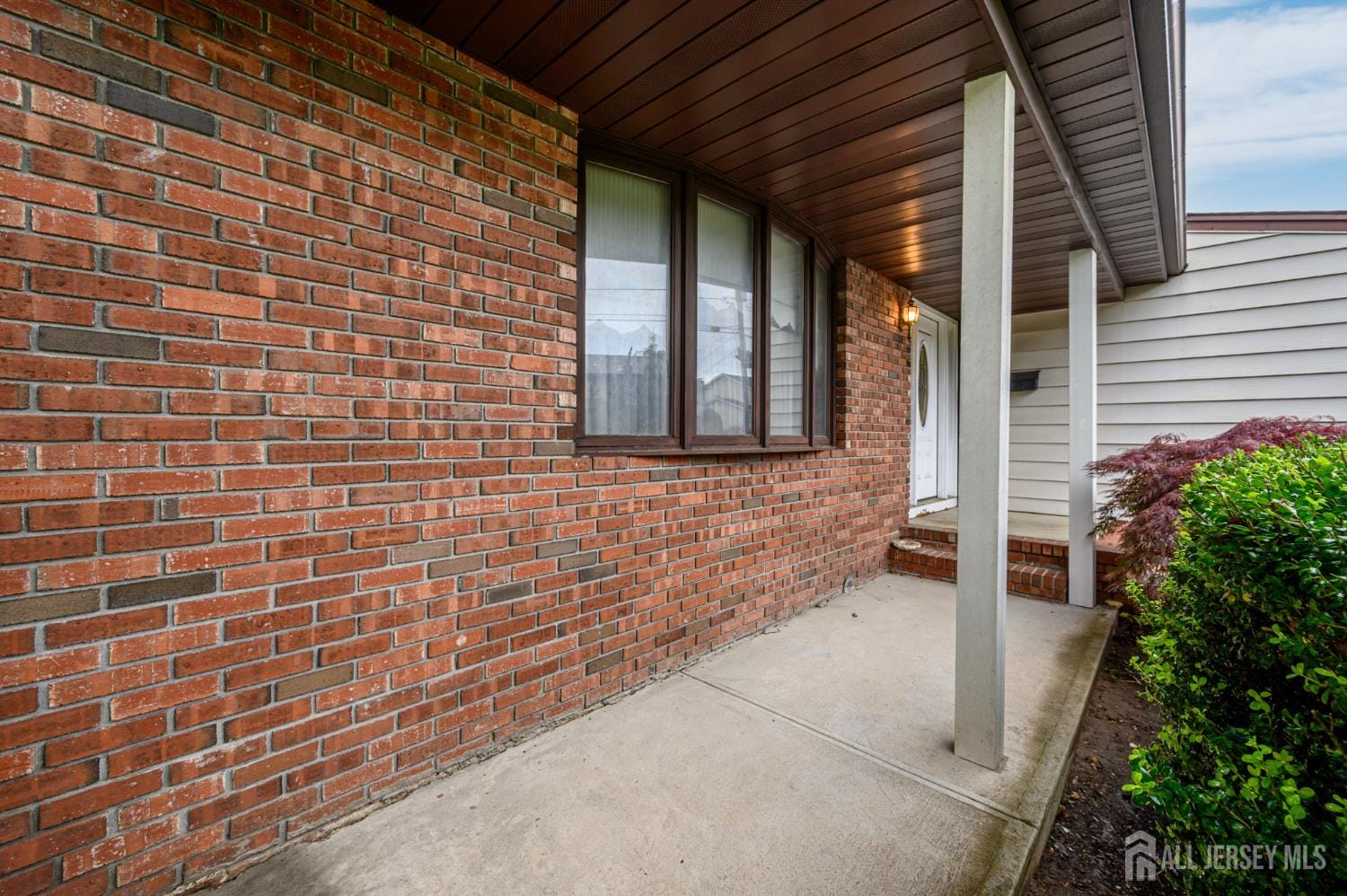 98 S Cliff Road, Colonia, NJ, 07067