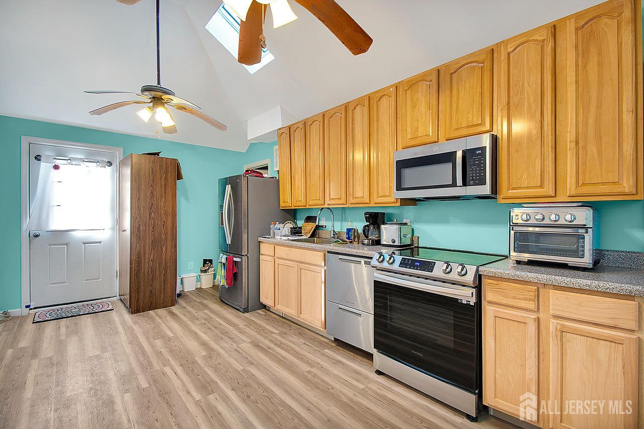 29 Ocean Boulevard, Keansburg, NJ, 07734 image 9