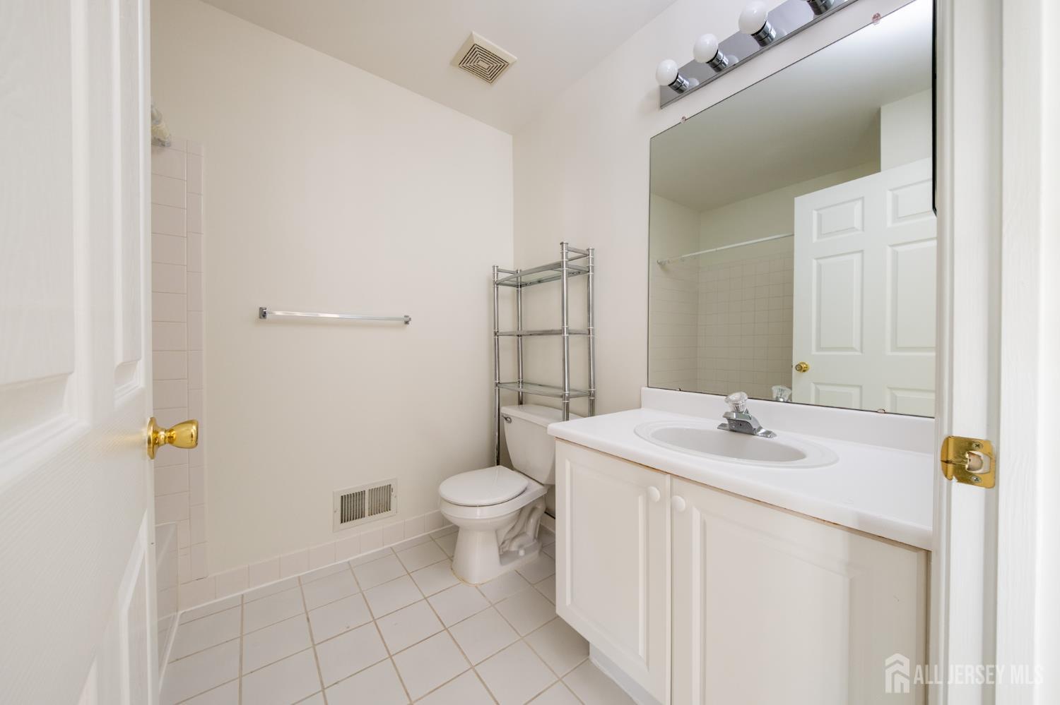 202 park Knoll, South Brunswick, NJ, 08540 image 42