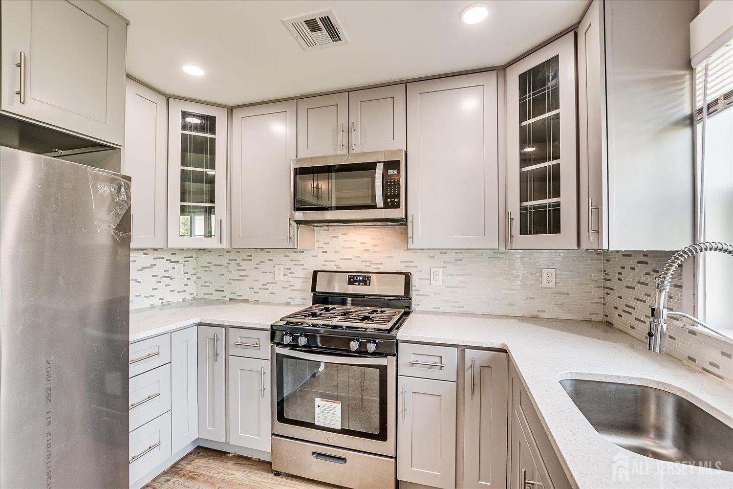 240 Main Street, South Amboy, NJ, 08879 image 14