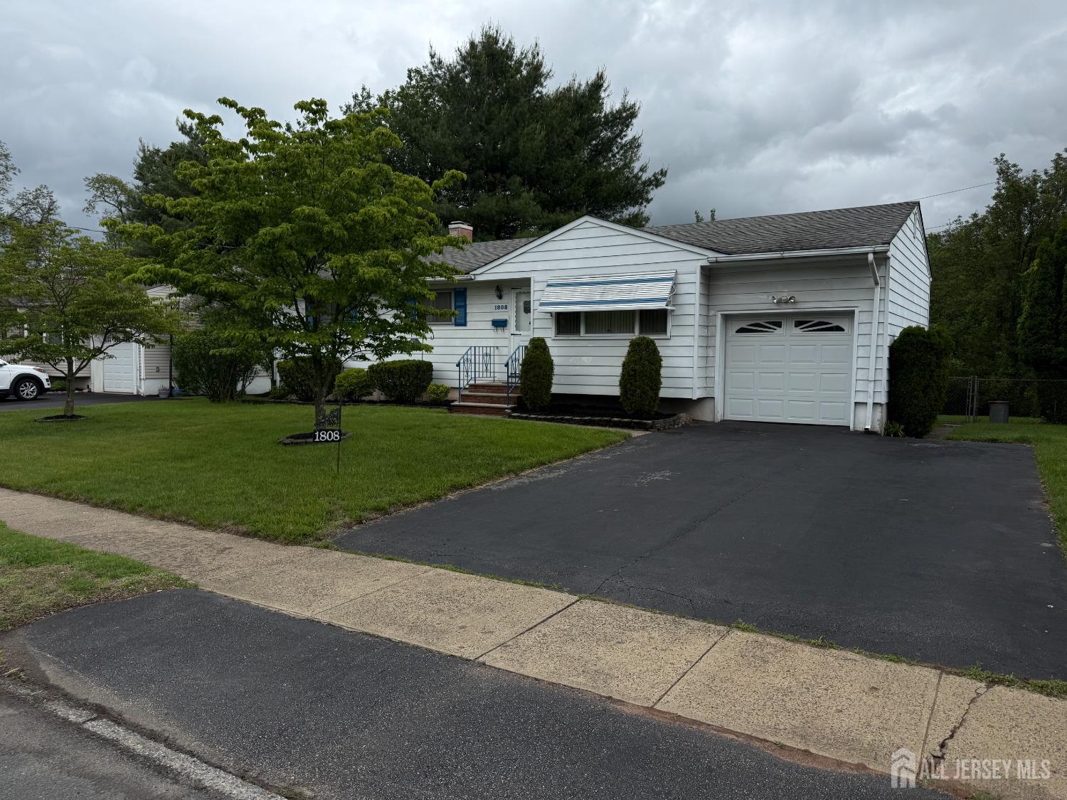 1808 Stratford Avenue, South Plainfield, NJ, 07080